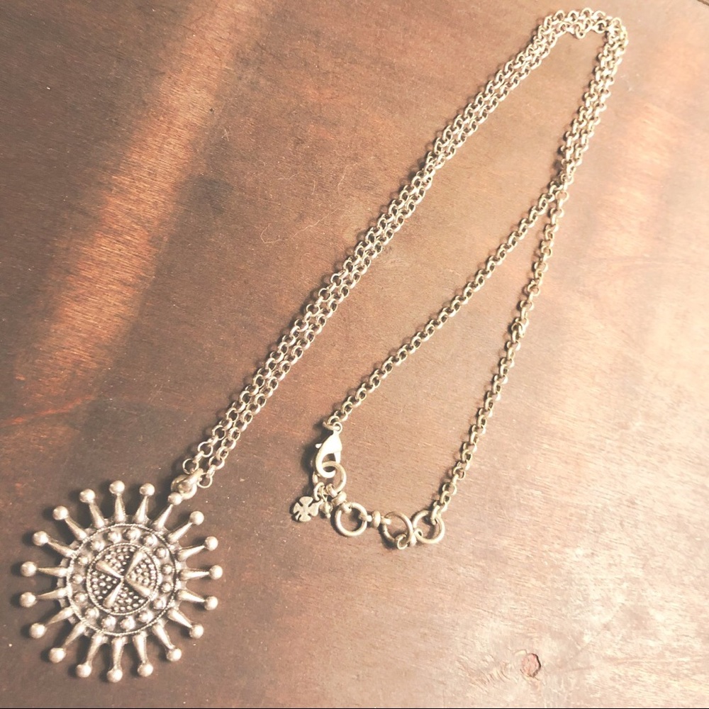 NWOT Lucky Brand Long Silver Pendant Necklace